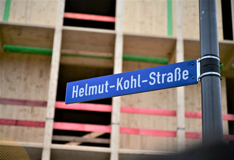 Datei:Helmut-Kohl-Strasse.png