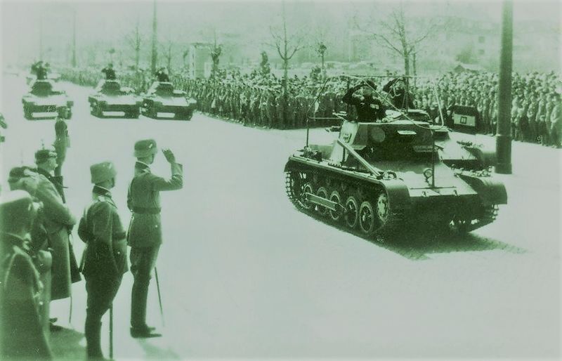 Datei:Panzerregiment1Erfurt.jpg
